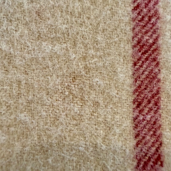 Burberry Classic Giant Check Cashmere Scarf | Beige | Made in Scotland - Picture 7 of 12